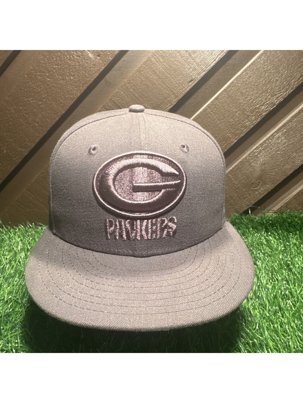 New Era 59FIFTY Green Bay Packers Gray Fitted Hat Size 7 1/8 Tonal NFL Cap